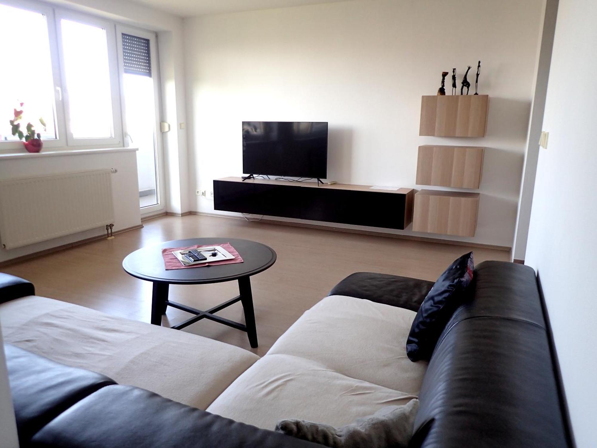 Marguerite - Parking Including Apartment *